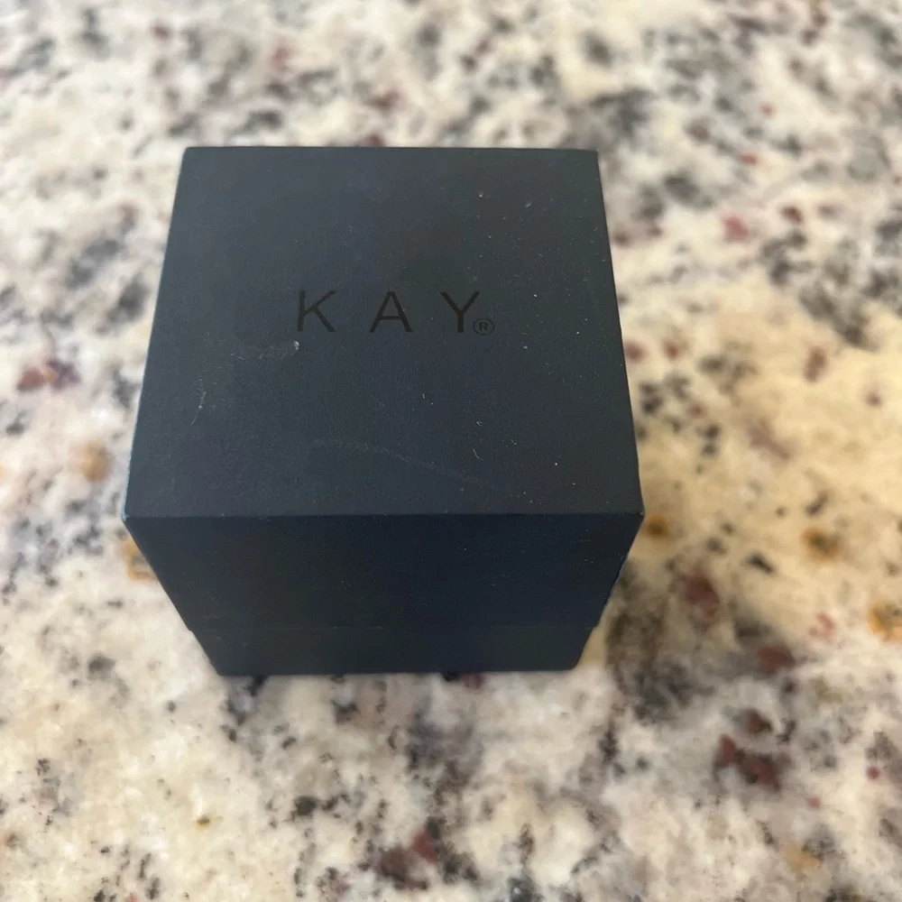 Kay Jewelers necklace - Picture 3 of 4